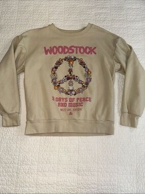 Woodstock cream crew neck peace sign sweater sweatshirt sz Small